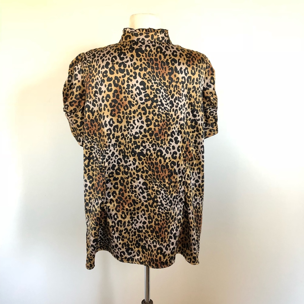 Sexy Cheetah Print high neck ruffle Blouse Sz 2X - Picture 4 of 6